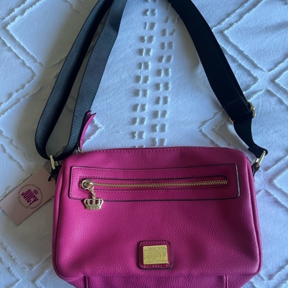 Juicy by JUICY COUTURE Preppy Pink Hot Pin Hood Sport Medium Gold Hardware‎ NWT